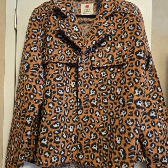 Ladies XL 100% Polyester Simply Southern Animal Print Jacket - Picture 2 of 5